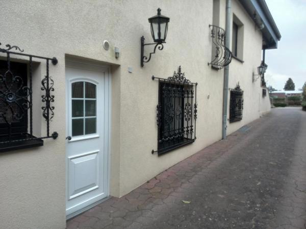 Uni - Luebeck Appartement Groß Grönau Zewnętrze zdjęcie